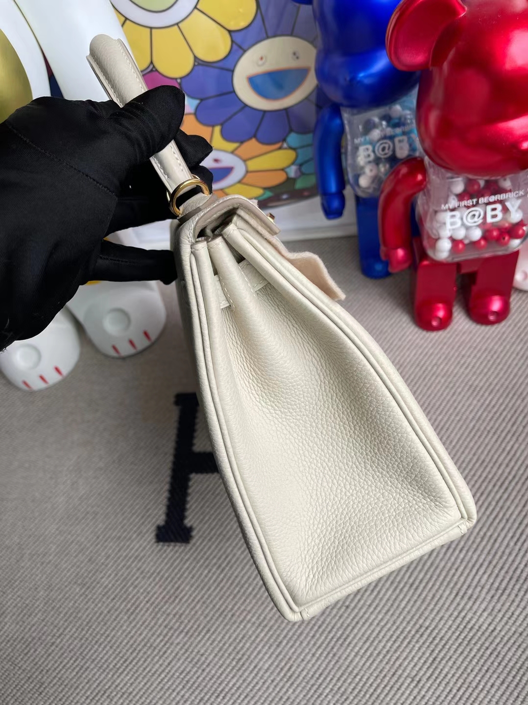 Hermès（爱马仕）Kelly 凯莉包 Togo Ck10 奶昔白 金扣 25cm