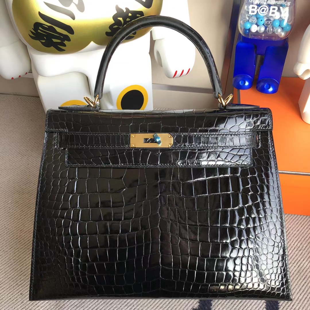 Hermès（爱马仕）Kelly 凯莉包 亮面倒v澳洲湾鳄 Ck89 黑色 金扣 28cm 顶级工艺 全手工缝制