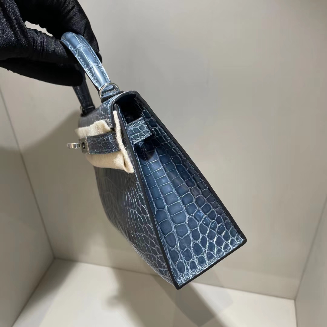Hermès（爱马仕）mini Kelly Ⅱ 迷你凯莉 亮面美洲鳄 shiny alligator ck75 牛仔蓝 银扣 19cm