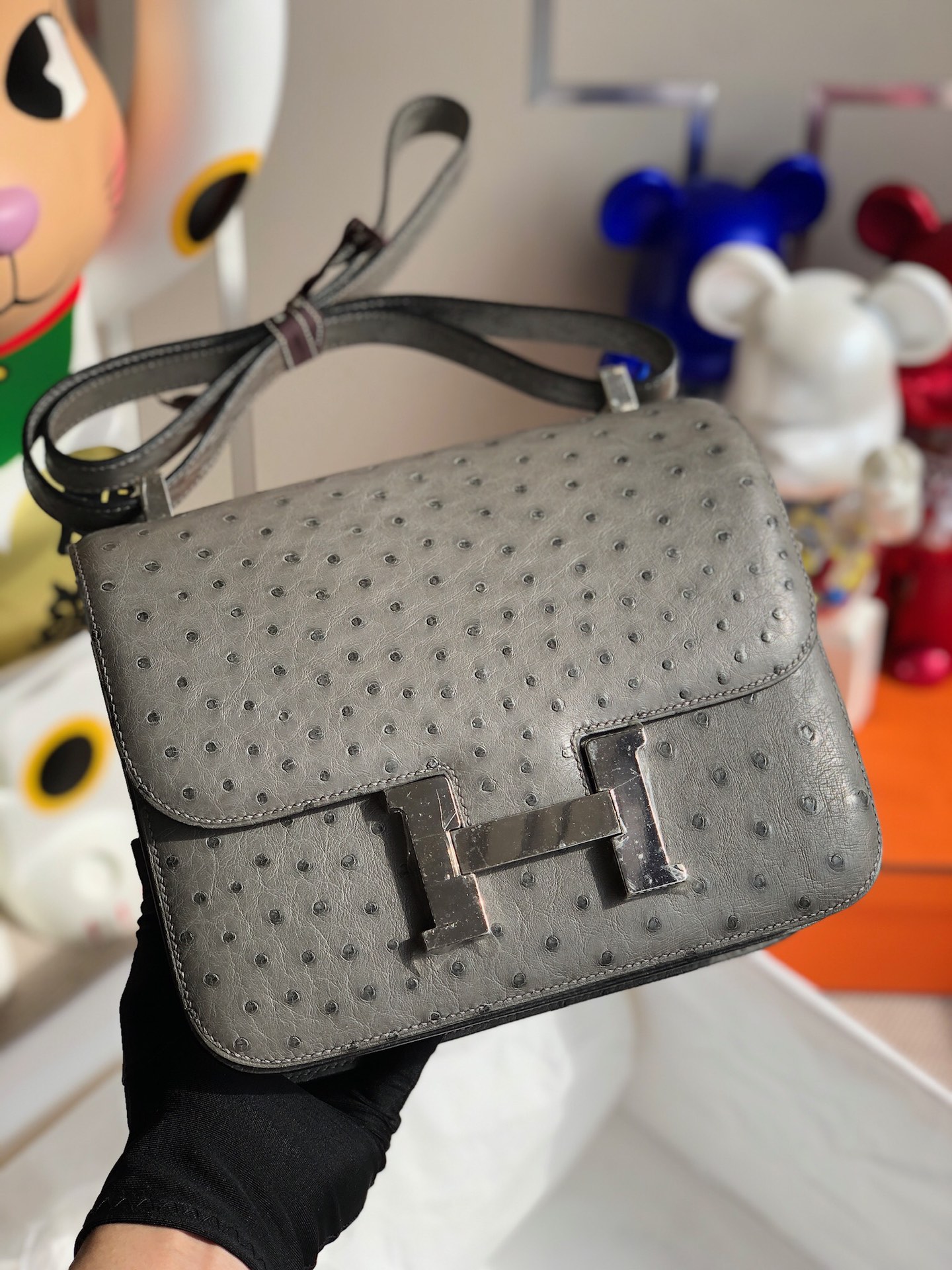 Hermès（爱马仕）Constance 康康 Ostrich kk 鸵鸟 m8 沥青灰 银扣 24cm 顶级手缝 现货