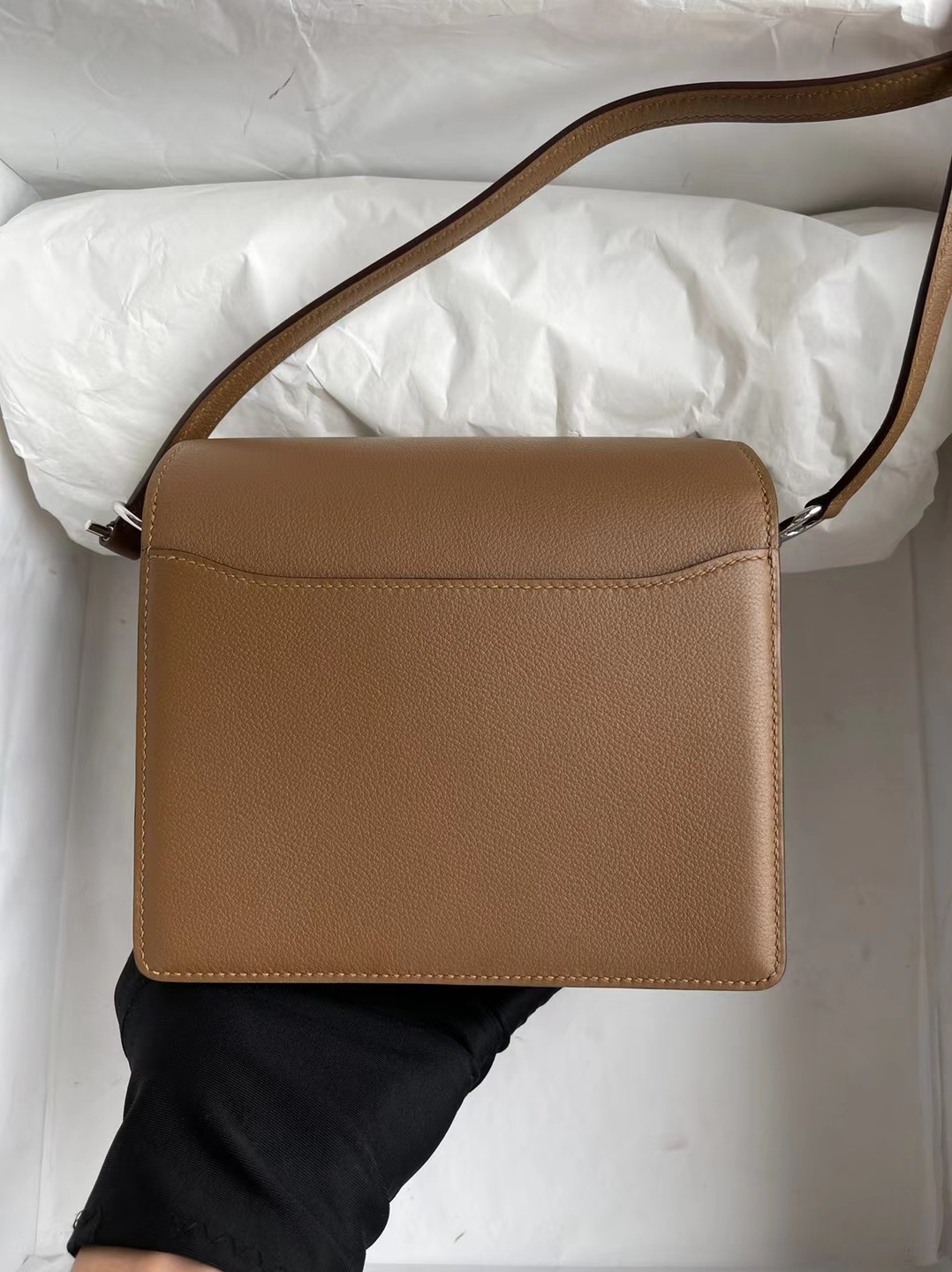 Hermès（爱马仕）Roulis 猪鼻包 evercolor D0 威马犬米色 银扣 18cm
