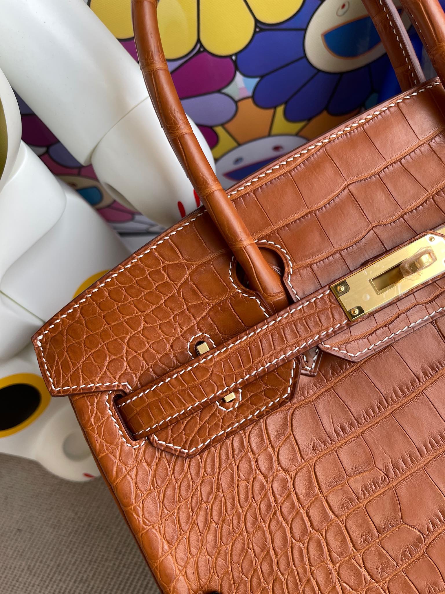 Hermès（爱马仕）Birkin 铂金包 Alligator matt 雾面鳄鱼 马鞍棕色 金扣 30cm 顶级手缝