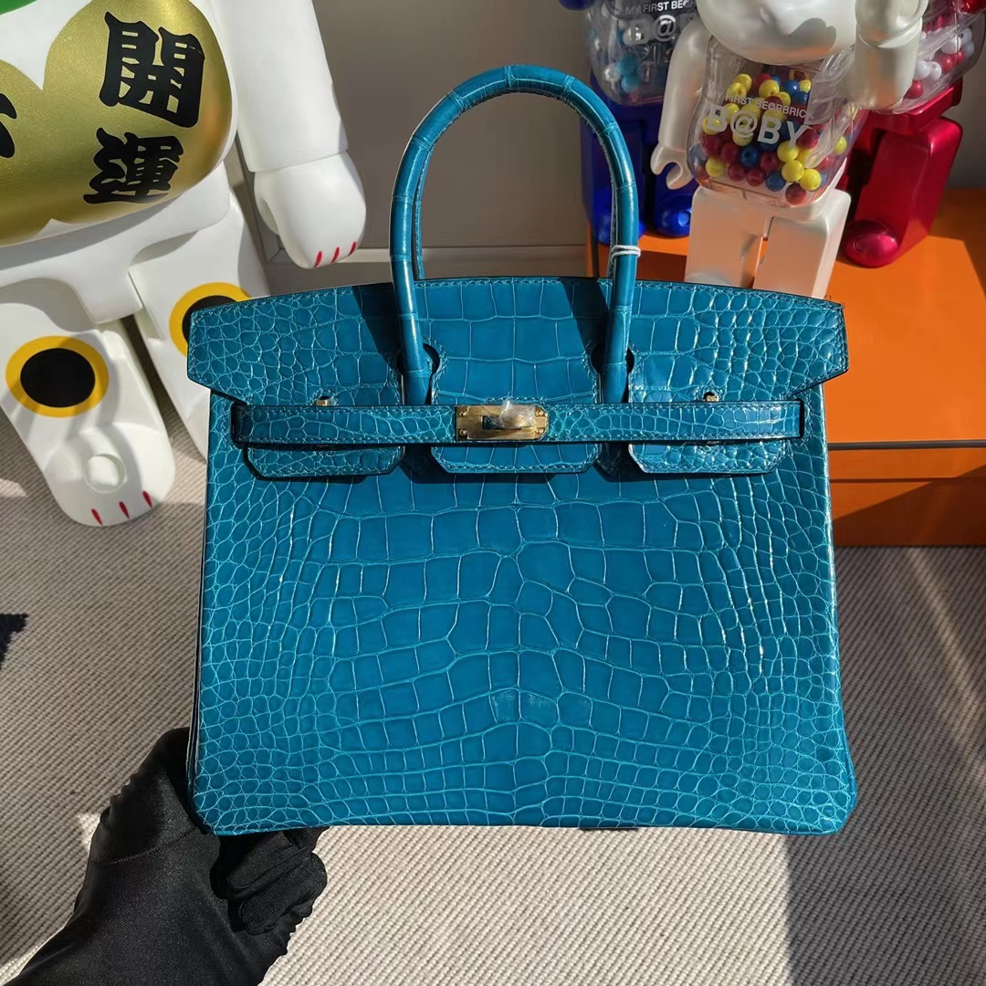 Hermès(爱马仕)Birkin 铂金包 亮面美洲鳄鱼 7w 伊兹密尔蓝 shiny alligator crocodile 金扣 25cm-拉尔森鳄鱼皮具定制 - 爱马仕包包官网 Hermès(爱马仕)Birkin 铂金包 亮面美洲鳄鱼 7w 伊兹密尔蓝 shiny alligator crocodile 金扣 25cm