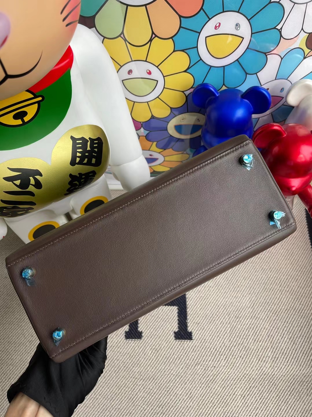 Hermès（爱马仕）Kelly 凯莉包 Swift Ck47 巧克力 金扣 28cm 订制