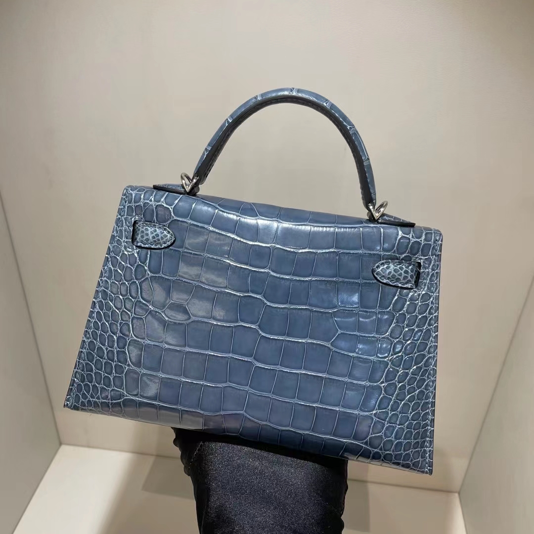 Hermès(爱马仕)mini Kelly Ⅱ 迷你凯莉 亮面美洲鳄 shiny alligator ck75 牛仔蓝 银扣 19cm-拉尔森鳄鱼皮具定制 - 爱马仕包包官网 Hermès(爱马仕)mini Kelly Ⅱ 迷你凯莉 亮面美洲鳄 shiny alligator ck75 牛仔蓝 银扣 19cm