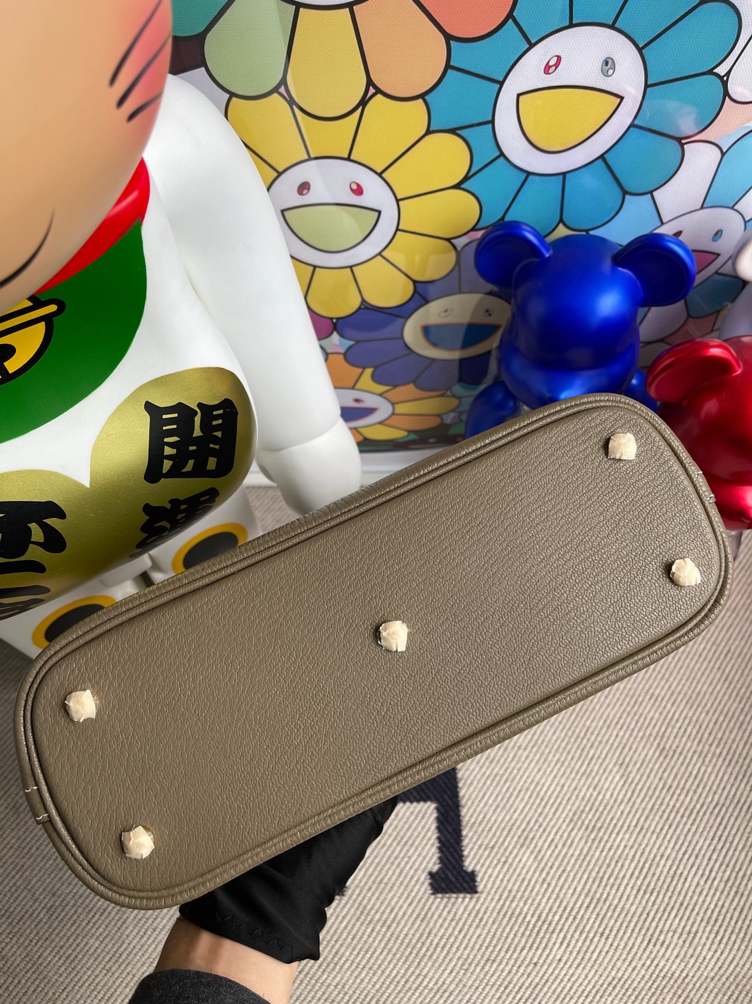 Hermès(爱马仕)Bolide 保龄球包 Chevre 山羊皮 ck81 大象灰 Etoupe 金扣 25cm 顶级手缝 现货-拉尔森鳄鱼皮具定制 - 爱马仕包包官网 Hermès(爱马仕)Bolide 保龄球包 Chevre 山羊皮 ck81 大象灰 Etoupe 金扣 25cm 顶级手缝 现货