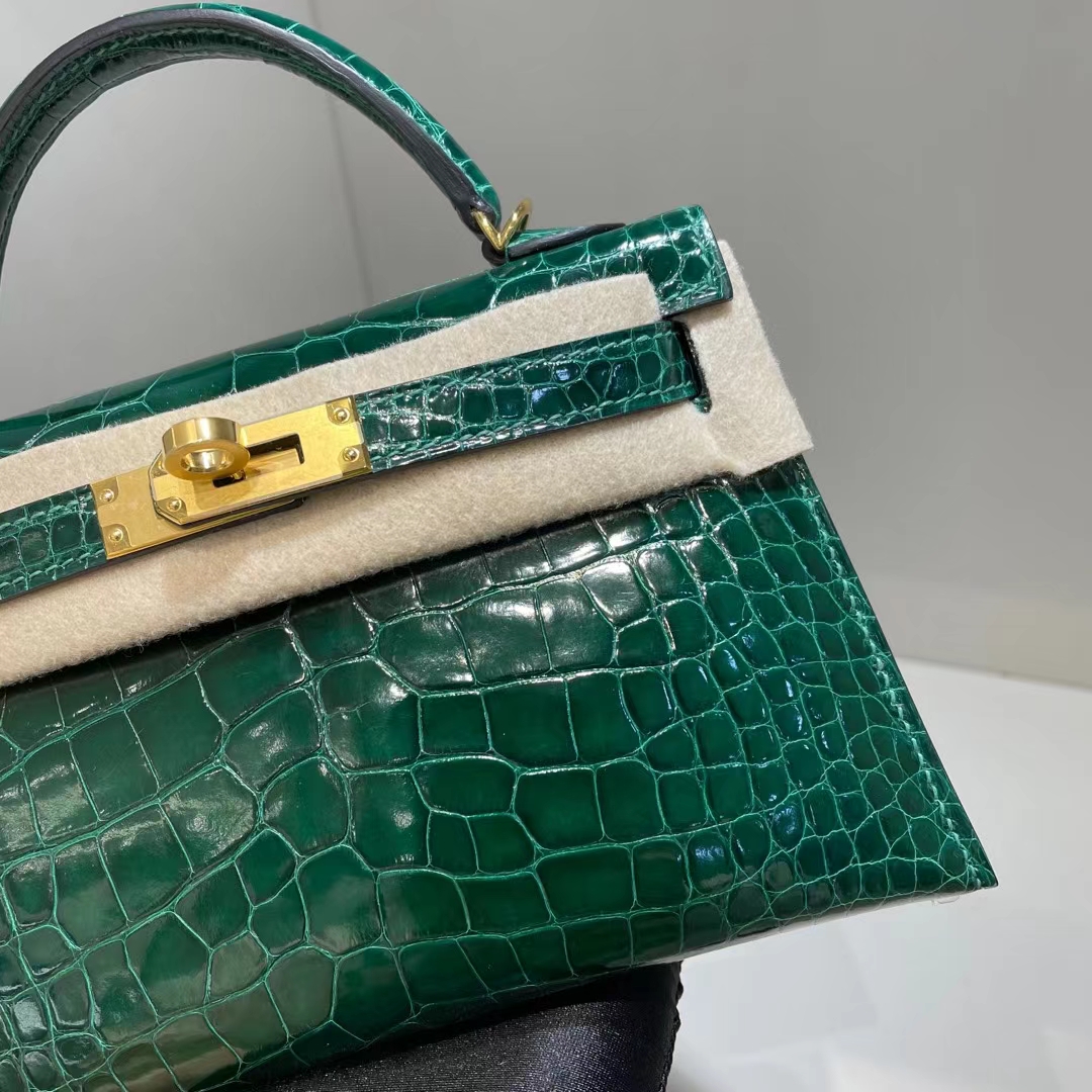Hermès（爱马仕）mini Kelly Ⅱ 迷你凯莉 亮面美洲鳄 shiny alligator ck67 祖母绿 金扣 19cm