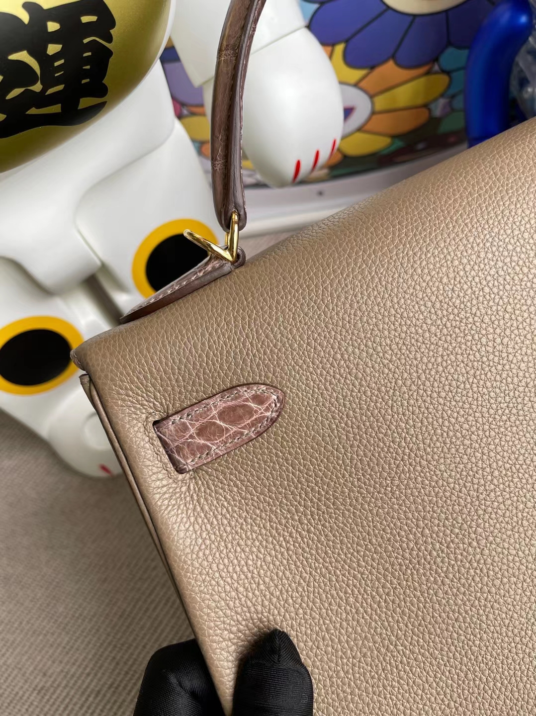 Hermès（爱马仕）Kelly Touch 凯莉包 Togo 拼 亮面鳄鱼 Ck18 大象灰 金扣 32cm