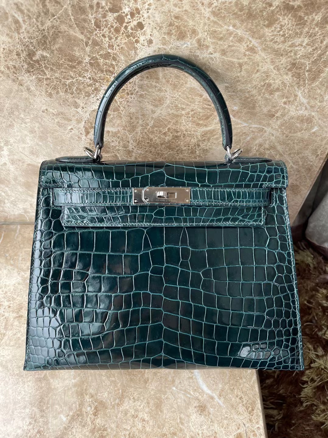 Hermès（爱马仕）Kelly 凯莉包 亮面倒v澳洲湾鳄 1P 鸭子蓝 金扣 28cm 顶级工艺 全手工缝制