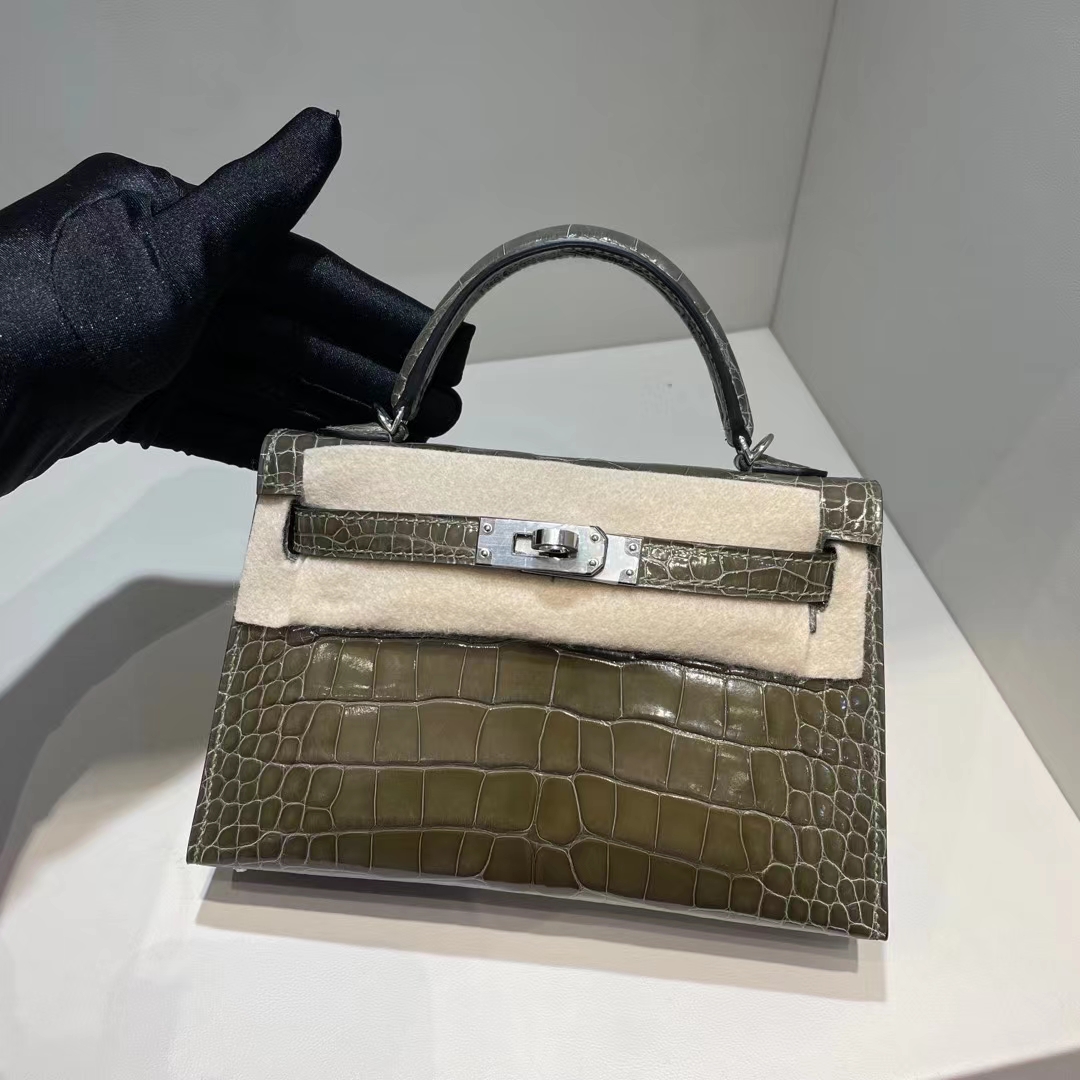 Hermès（爱马仕）Mini Kelly 亮面美洲鳄 C6 灰绿色 银扣 Shiny alligator crocodile 19cm