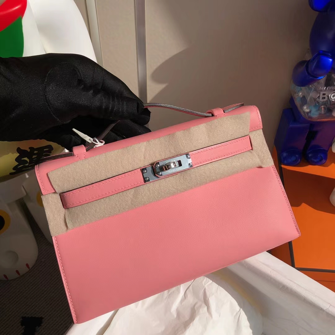 Hermès（爱马仕）MiniKelly Pochette Swift K4 夏日粉 银扣 22cm 全手工缝制