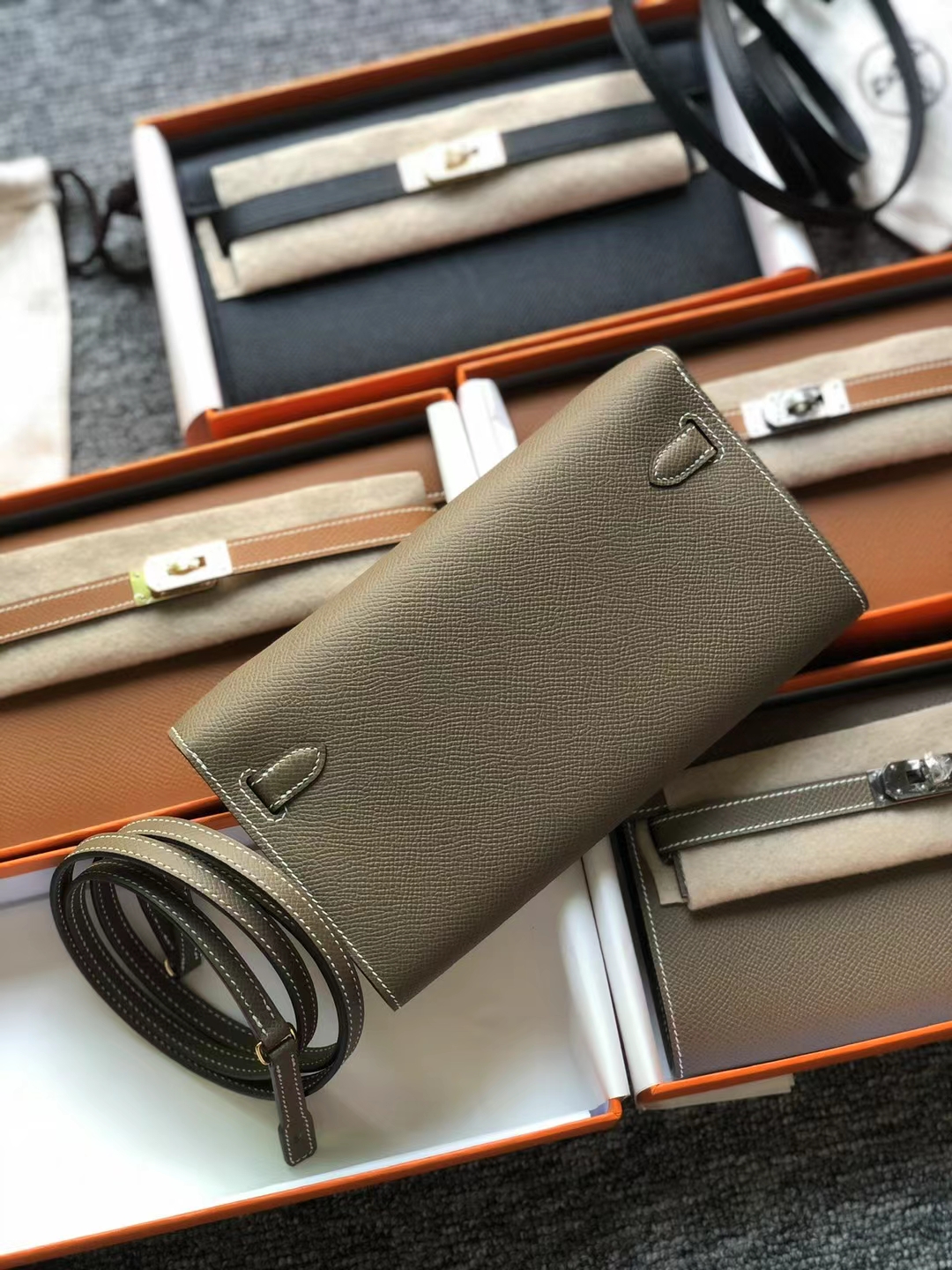 Hermès（爱马仕）Kelly woc epsom ck18 大象灰 金扣