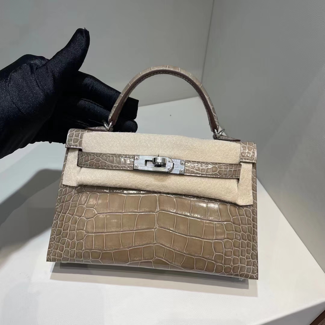 Hermès（爱马仕）Mini Kelly 亮面美洲鳄 Ck18 大象灰 银扣 Shiny alligator crocodile 19cm