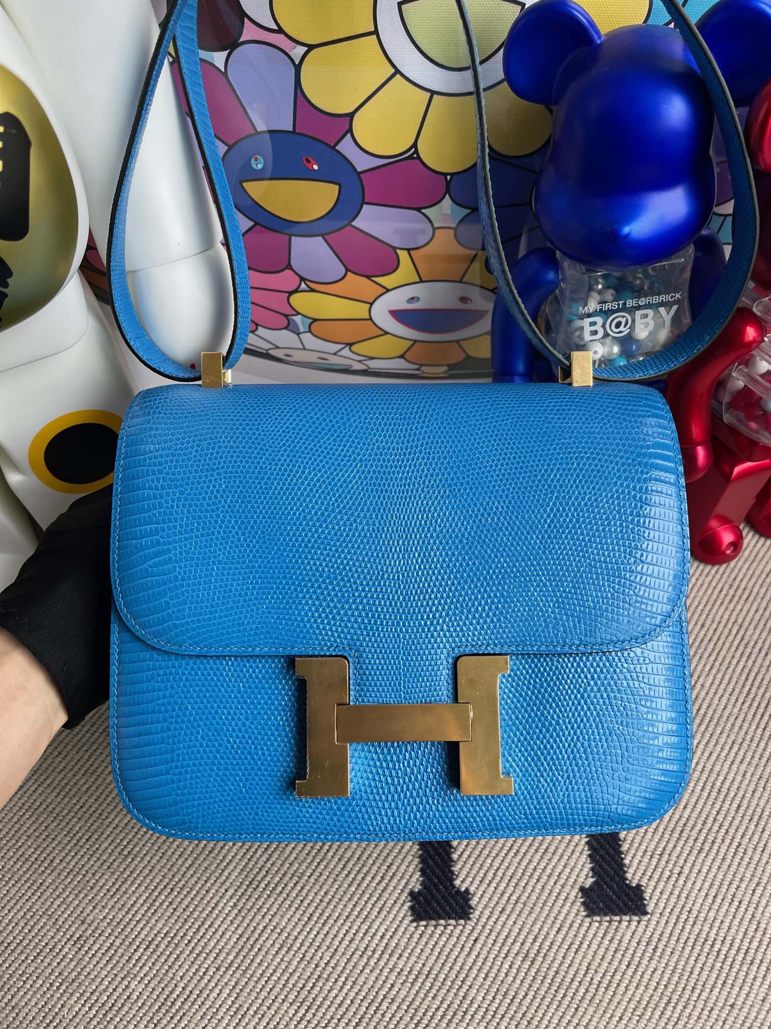 Hermès(爱马仕)Constance 康康 Lizard 进口亮面蜥蜴 7Q 希腊蓝 金扣 24cm 顶级手缝-拉尔森鳄鱼皮具定制 - 爱马仕包包官网 Hermès(爱马仕)Constance 康康 Lizard 进口亮面蜥蜴 7Q 希腊蓝 金扣 24cm 顶级手缝