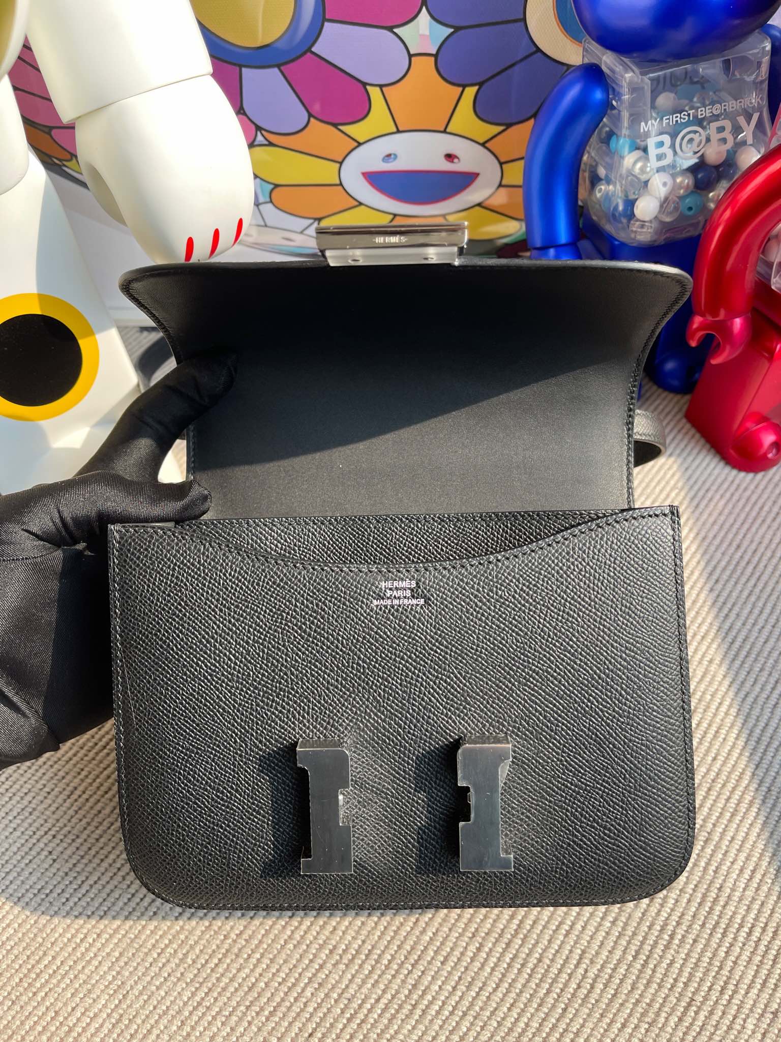 Hermès(爱马仕)Constance 康康 Epsom 原厂掌纹皮 ck89 黑色 银扣 18cm 顶级手缝-拉尔森鳄鱼皮具定制 - 爱马仕包包官网 Hermès(爱马仕)Constance 康康 Epsom 原厂掌纹皮 ck89 黑色 银扣 18cm 顶级手缝