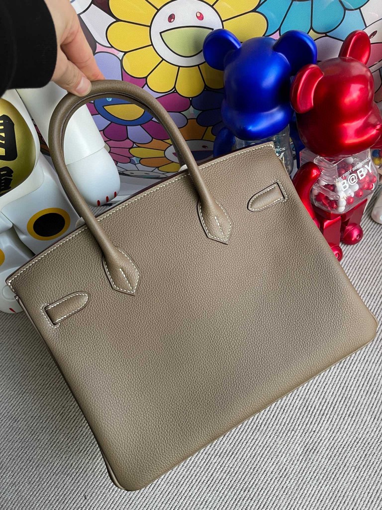 Hermès(爱马仕)Birkin 铂金包 原厂小牛皮 togo 大象灰 Etoupe 银扣 30cm 顶级手缝-拉尔森鳄鱼皮具定制 - 爱马仕包包官网 Hermès(爱马仕)Birkin 铂金包 原厂小牛皮 togo 大象灰 Etoupe 银扣 30cm 顶级手缝