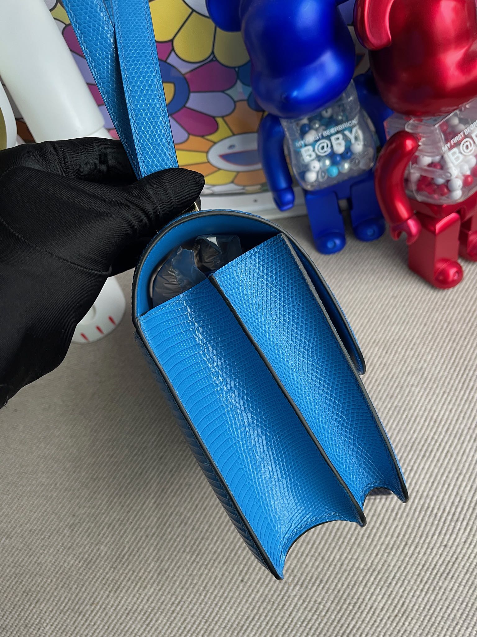 Hermès(爱马仕)Constance 康康 Lizard 进口亮面蜥蜴 7Q 希腊蓝 金扣 24cm 顶级手缝-拉尔森鳄鱼皮具定制 - 爱马仕包包官网 Hermès(爱马仕)Constance 康康 Lizard 进口亮面蜥蜴 7Q 希腊蓝 金扣 24cm 顶级手缝