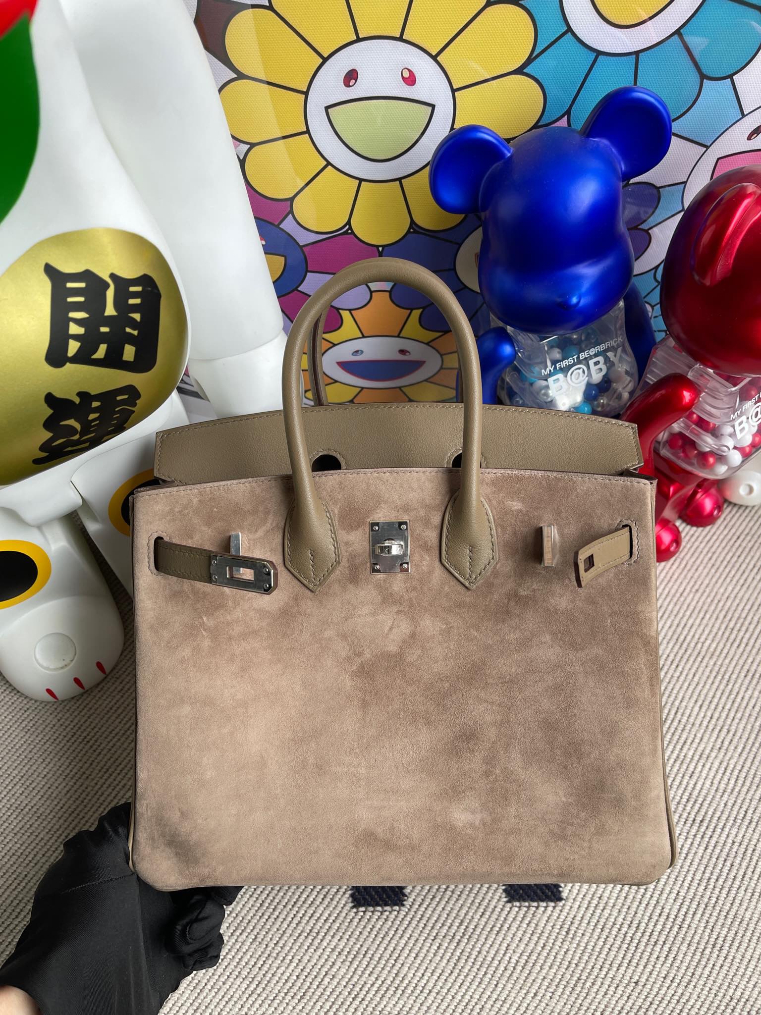 Hermès(爱马仕)Birkin 铂金包 麂皮 拼 swift 灰色 拼 大象灰 银扣 25cm 顶级手缝-拉尔森鳄鱼皮具定制 - 爱马仕包包官网 Hermès(爱马仕)Birkin 铂金包 麂皮 拼 swift 灰色 拼 大象灰 银扣 25cm 顶级手缝