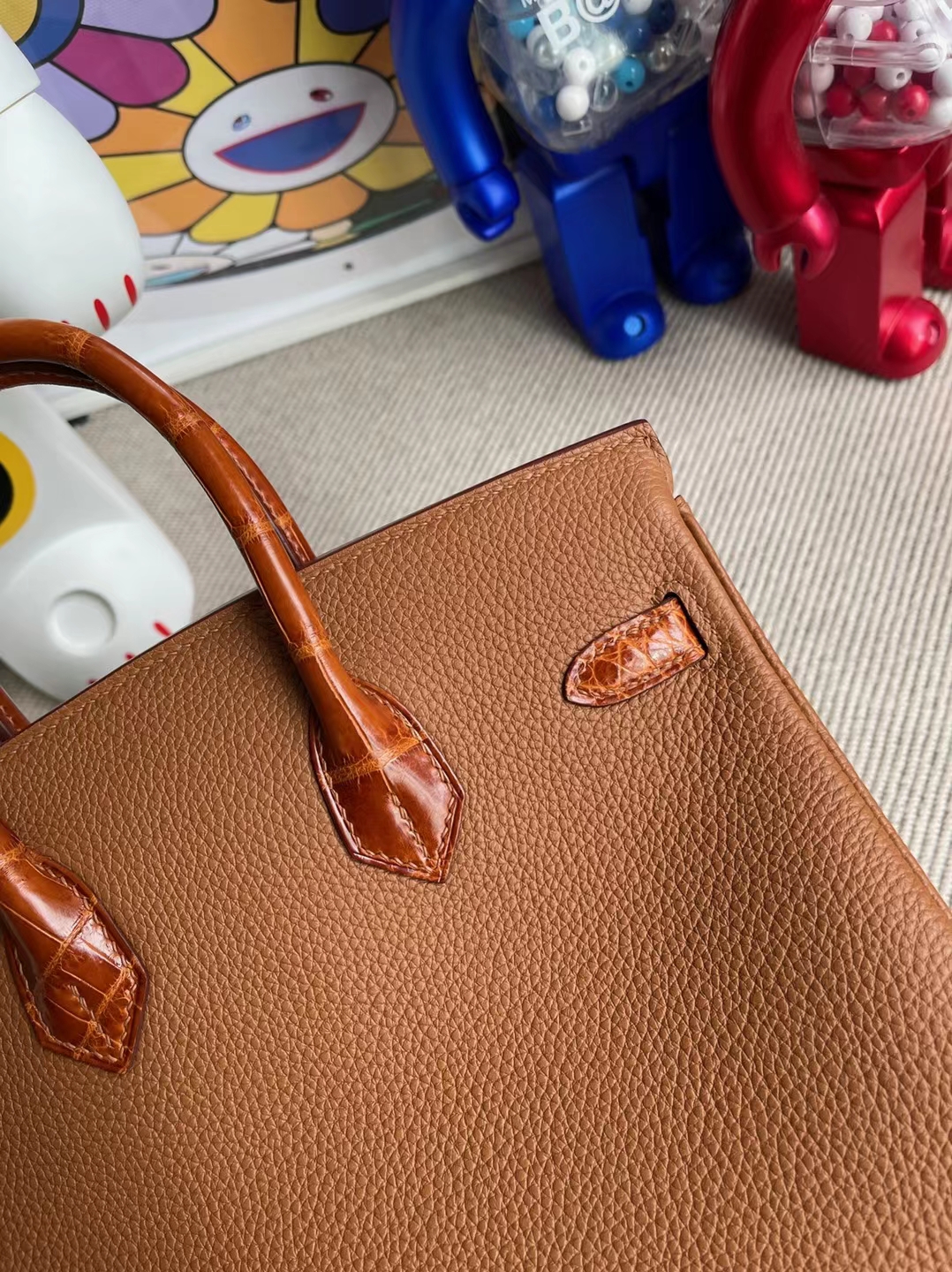 Hermès(爱马仕)Birkin 铂金包 Touch Togo 金棕色 拼 蜜糖棕 亮面尼罗鳄 金扣 25cm 订制-拉尔森鳄鱼皮具定制 - 爱马仕包包官网 Hermès(爱马仕)Birkin 铂金包 Touch Togo 金棕色 拼 蜜糖棕 亮面尼罗鳄 金扣 25cm 订制