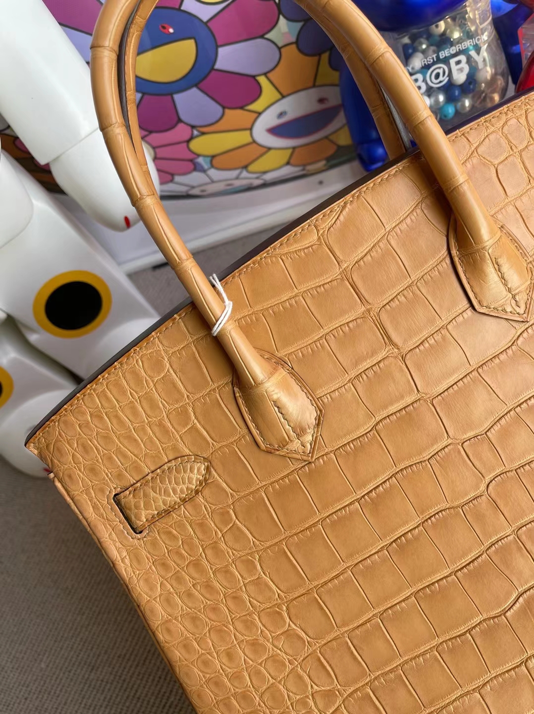 Hermès(爱马仕)Birkin 铂金包 雾面美洲鳄鱼 麦穗色 Matte Alligator Crocodile Phw 银扣 30cm 订制-拉尔森鳄鱼皮具定制 - 爱马仕包包官网 Hermès(爱马仕)Birkin 铂金包 雾面美洲鳄鱼 麦穗色 Matte Alligator Crocodile Phw 银扣 30cm 订制