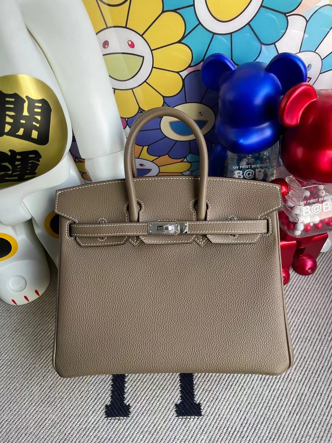 Hermès(爱马仕)Birkin 铂金包 togo ck18 大象灰 银扣 25cm 顶级工艺 全手工缝制-拉尔森鳄鱼皮具定制 - 爱马仕包包官网 Hermès(爱马仕)Birkin 铂金包 togo ck18 大象灰 银扣 25cm 顶级工艺 全手工缝制