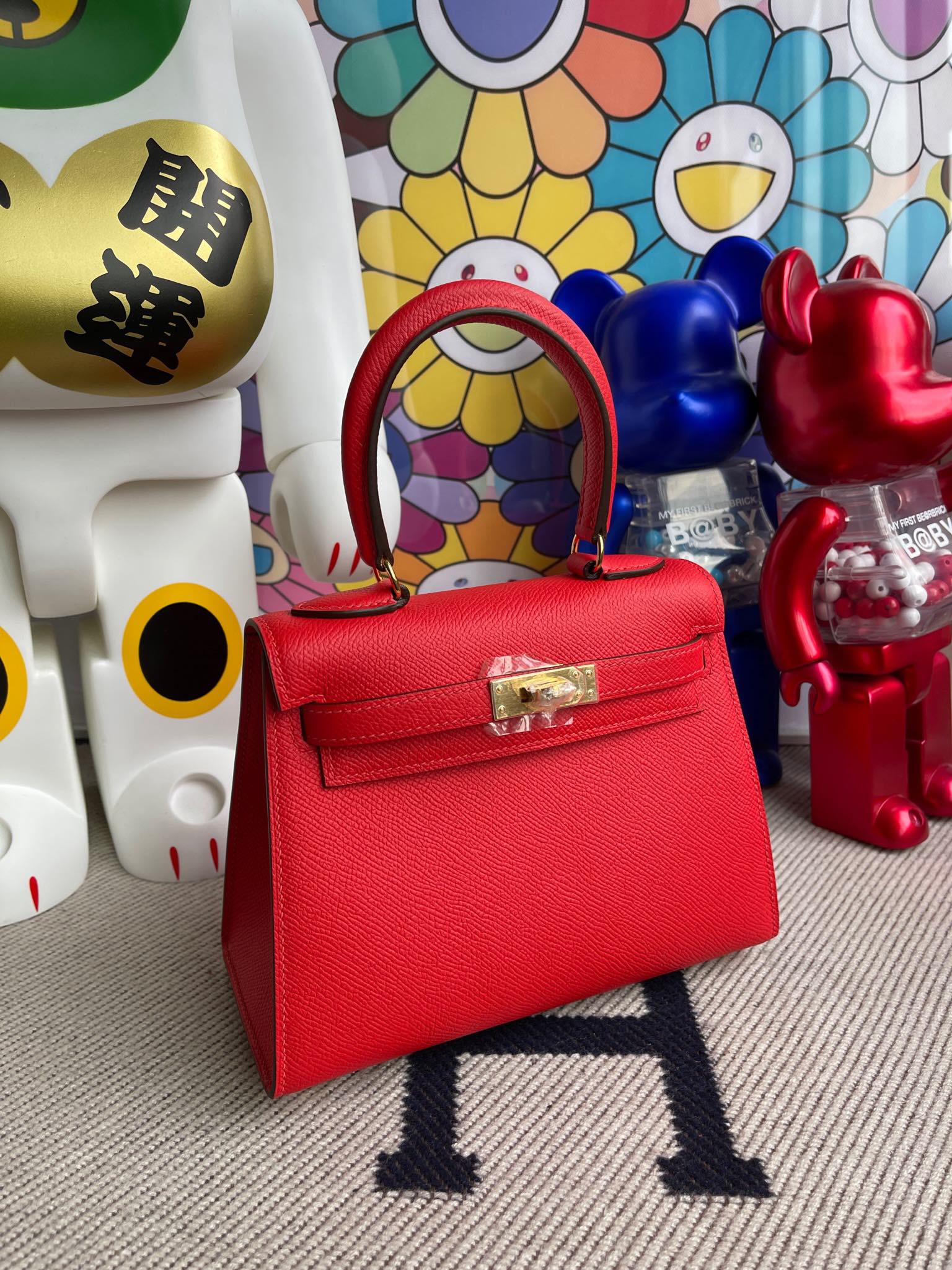 Hermès(爱马仕)Kelly 20cm 大耳朵 Epsom 原厂掌纹皮 S3 心红色 金扣 顶级手缝-拉尔森鳄鱼皮具定制 - 爱马仕包包官网 Hermès(爱马仕)Kelly 20cm 大耳朵 Epsom 原厂掌纹皮 S3 心红色 金扣 顶级手缝