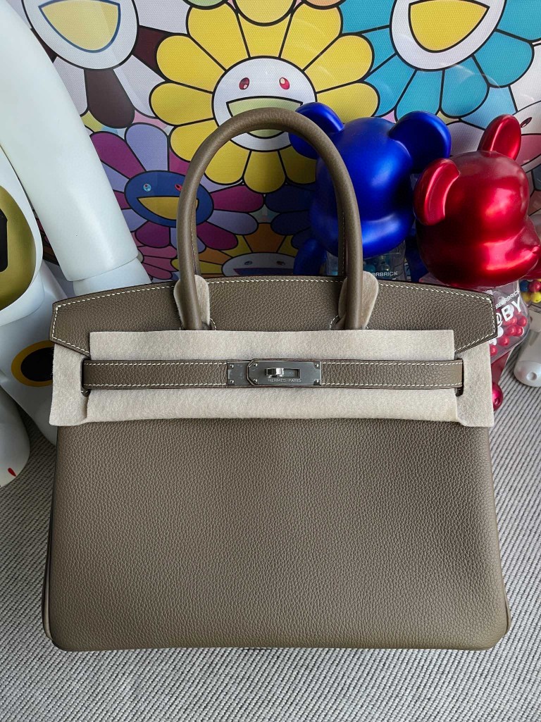 Hermès(爱马仕)Birkin 铂金包 原厂小牛皮 togo 大象灰 Etoupe 银扣 30cm 顶级手缝-拉尔森鳄鱼皮具定制 - 爱马仕包包官网 Hermès(爱马仕)Birkin 铂金包 原厂小牛皮 togo 大象灰 Etoupe 银扣 30cm 顶级手缝