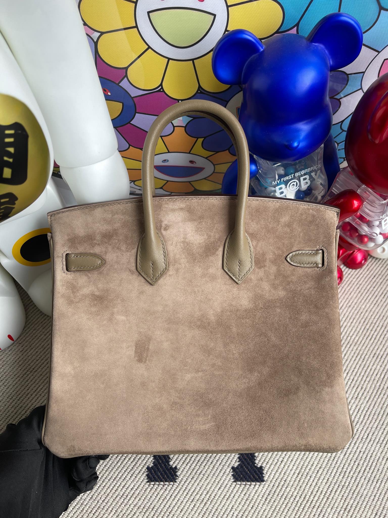 Hermès(爱马仕)Birkin 铂金包 麂皮 拼 swift 灰色 拼 大象灰 银扣 25cm 顶级手缝-拉尔森鳄鱼皮具定制 - 爱马仕包包官网 Hermès(爱马仕)Birkin 铂金包 麂皮 拼 swift 灰色 拼 大象灰 银扣 25cm 顶级手缝