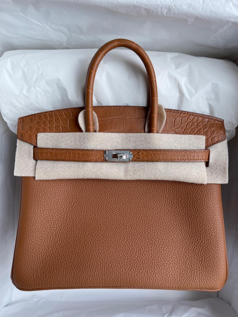 Hermès(爱马仕)Birkin Touch 系列 金棕拼雾面鳄鱼 银扣 25cm 顶级手缝-拉尔森鳄鱼皮具定制 - 爱马仕包包官网 Hermès(爱马仕)Birkin Touch 系列 金棕拼雾面鳄鱼 银扣 25cm 顶级手缝