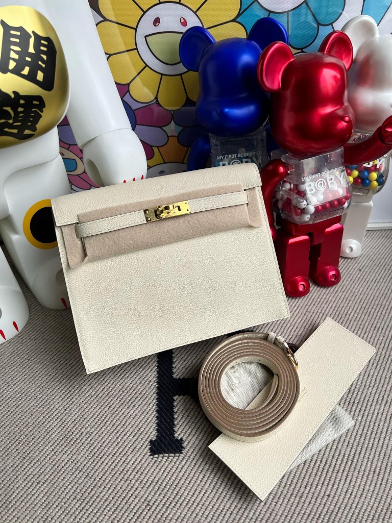 Hermès(爱马仕)Kelly danse 跳舞包 evecolor ck10 奶昔白 Craie 金扣 顶级手缝-拉尔森鳄鱼皮具定制 - 爱马仕包包官网 Hermès(爱马仕)Kelly danse 跳舞包 evecolor ck10 奶昔白 Craie 金扣 顶级手缝