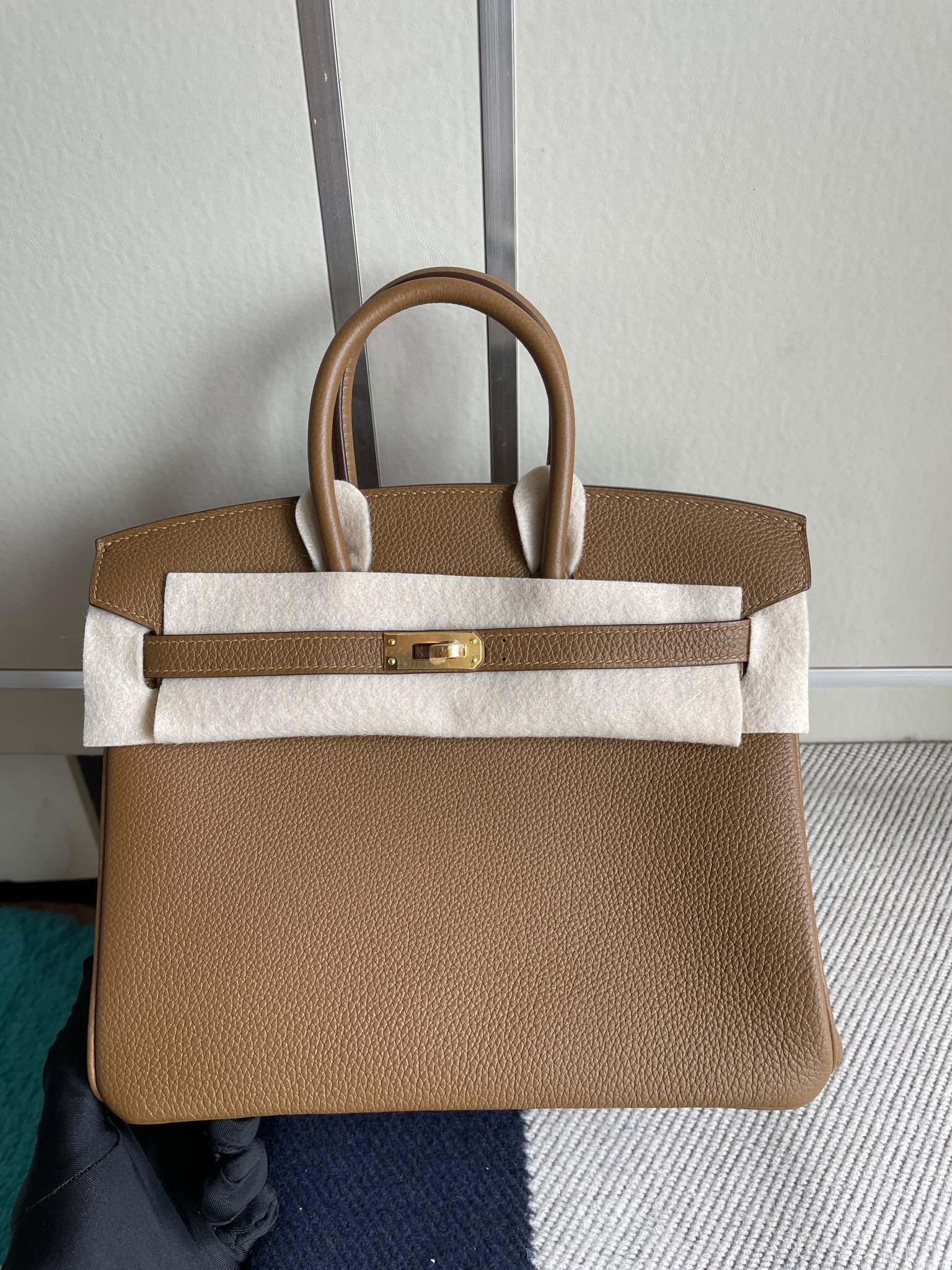Hermès(爱马仕)Birkin 铂金包 原厂小牛皮 togo 栗子棕 金扣 25cm 顶级手缝-拉尔森鳄鱼皮具定制 - 爱马仕包包官网 Hermès(爱马仕)Birkin 铂金包 原厂小牛皮 togo 栗子棕 金扣 25cm 顶级手缝