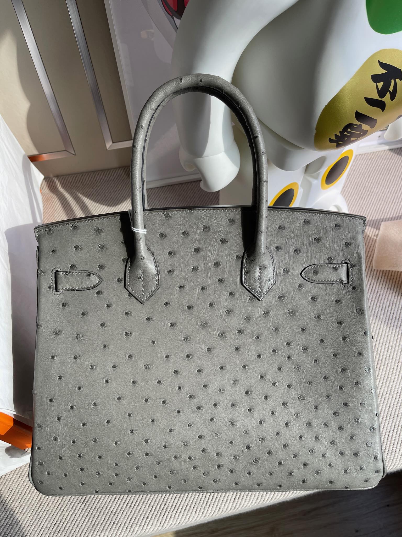 Hermès(爱马仕)Birkin 铂金包 Ostrich kk鸵鸟 慕斯灰 金扣 30cm 顶级手缝-拉尔森鳄鱼皮具定制 - 爱马仕包包官网 Hermès(爱马仕)Birkin 铂金包 Ostrich kk鸵鸟 慕斯灰 金扣 30cm 顶级手缝