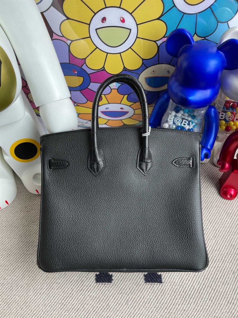 Hermès(爱马仕)Birkin Touch 系列 黑色雾面方块鳄鱼 金扣 25cm 顶级手缝-拉尔森鳄鱼皮具定制 - 爱马仕包包官网 Hermès(爱马仕)Birkin Touch 系列 黑色雾面方块鳄鱼 金扣 25cm 顶级手缝