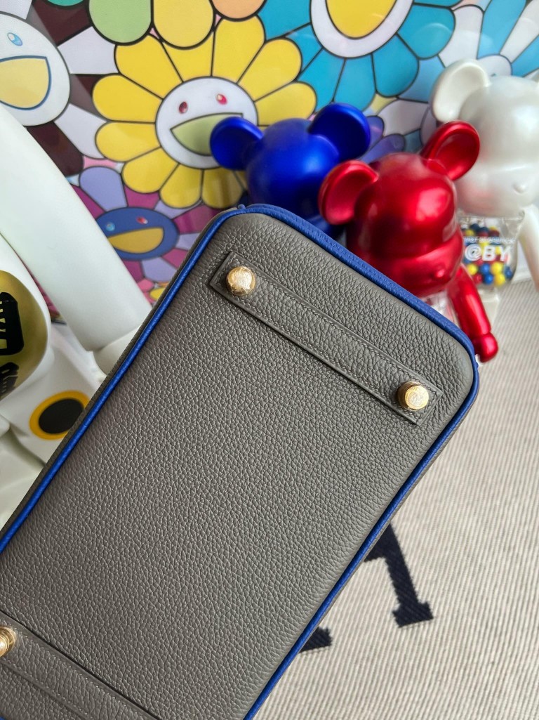 Hermès(爱马仕)Birkin 铂金包 原厂小牛皮 togo 8F 锡器灰 拼 琉璃蓝 金扣 马蹄印 25cm 顶级手缝-拉尔森鳄鱼皮具定制 - 爱马仕包包官网 Hermès(爱马仕)Birkin 铂金包 原厂小牛皮 togo 8F 锡器灰 拼 琉璃蓝 金扣 马蹄印 25cm 顶级手缝