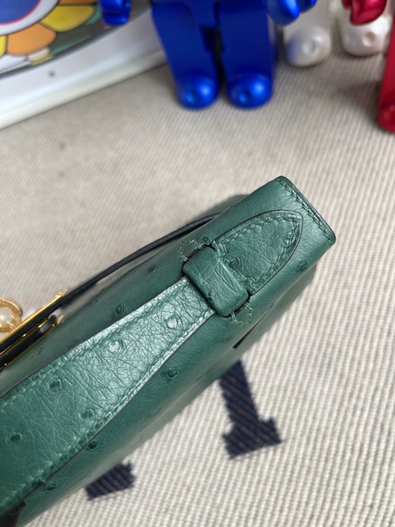 Hermès(爱马仕)Mini kelly pochette Ostrich kk 鸵鸟 Z6 孔雀绿 malachite 金扣 22cm 手拿包 晚宴包-拉尔森鳄鱼皮具定制 - 爱马仕包包官网 Hermès(爱马仕)Mini kelly pochette Ostrich kk 鸵鸟 Z6 孔雀绿 malachite 金扣 22cm 手拿包 晚宴包
