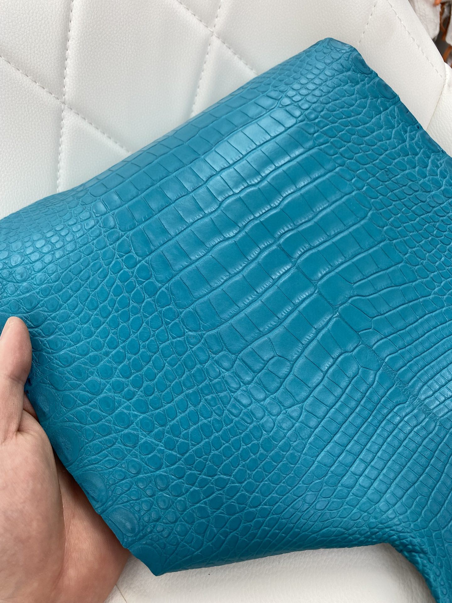 Hermès(爱马仕)新到鳄鱼 Alligator matt 雾面鳄鱼 7F 孔雀蓝-拉尔森鳄鱼皮具定制 - 爱马仕包包官网 Hermès(爱马仕)新到鳄鱼 Alligator matt 雾面鳄鱼 7F 孔雀蓝