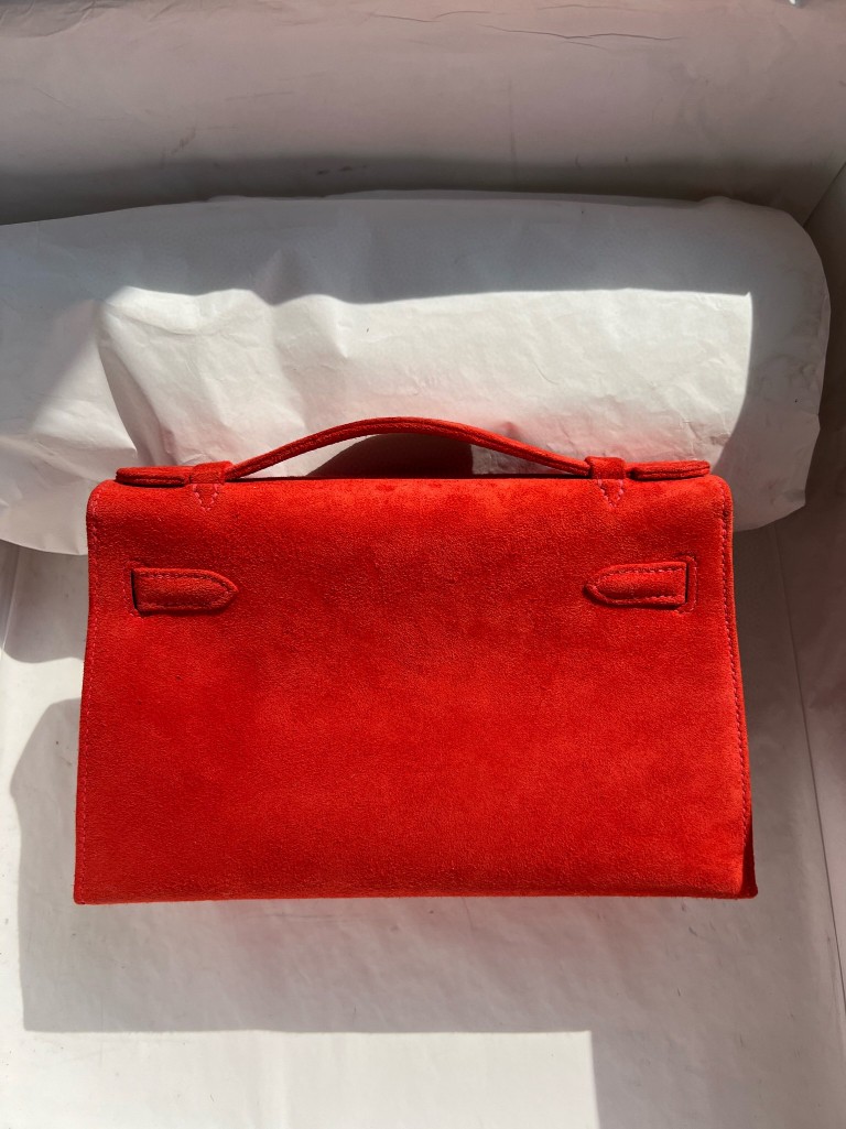 Hermès(爱马仕)Mini kelly pochette 麂皮 红色 金扣 22cm 顶级手缝 手拿包 晚宴包-拉尔森鳄鱼皮具定制 - 爱马仕包包官网 Hermès(爱马仕)Mini kelly pochette 麂皮 红色 金扣 22cm 顶级手缝 手拿包 晚宴包