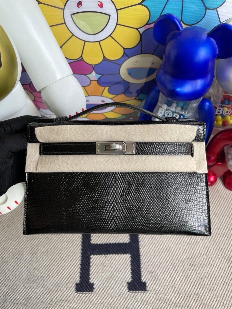 Hermès(爱马仕)Mini pochette Lizard 进口亮面蜥蜴 ck89 黑色 Noir 银扣 22cm 顶级手缝-拉尔森鳄鱼皮具定制 - 爱马仕包包官网 Hermès(爱马仕)Mini pochette Lizard 进口亮面蜥蜴 ck89 黑色 Noir 银扣 22cm 顶级手缝