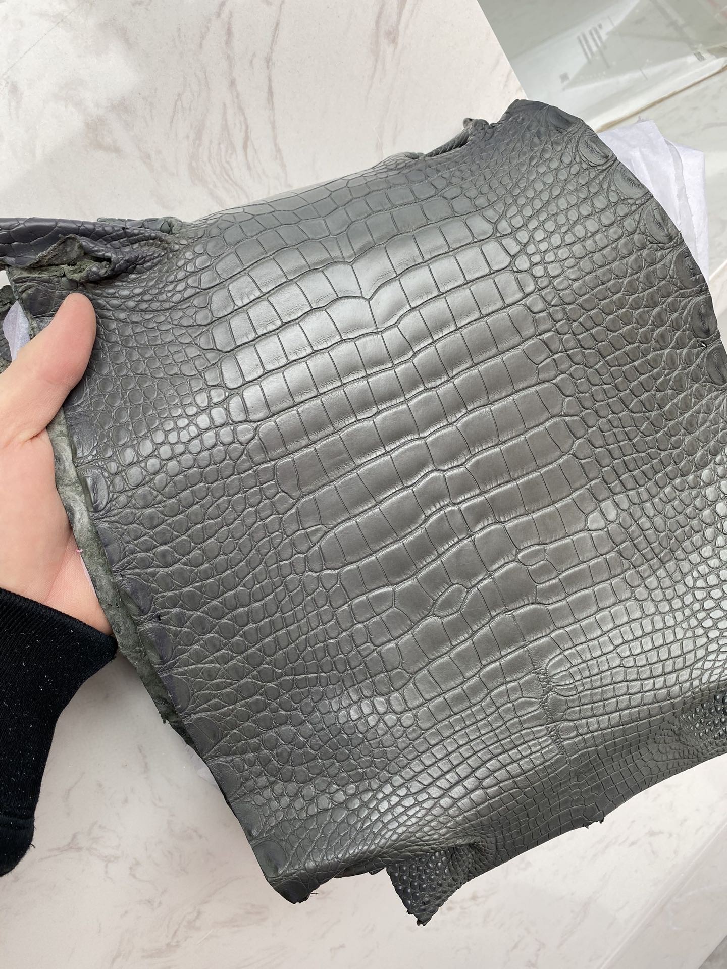 Hermès(爱马仕)新到鳄鱼 雾面鳄 石墨灰 可定制-拉尔森鳄鱼皮具定制 - 爱马仕包包官网 Hermès(爱马仕)新到鳄鱼 雾面鳄 石墨灰 可定制