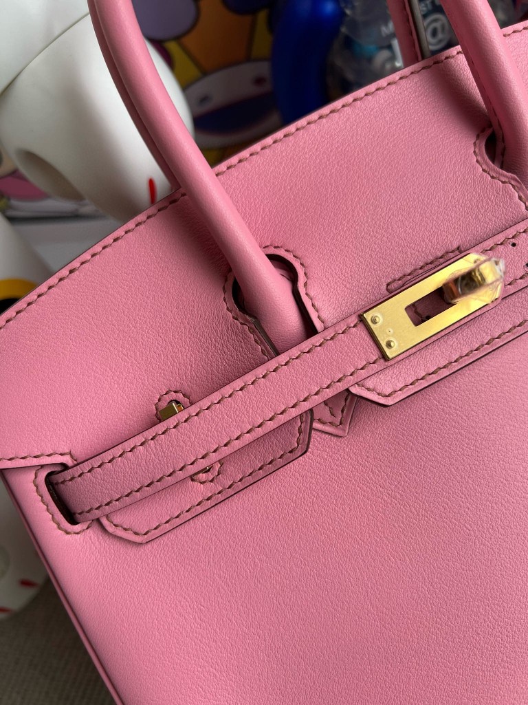 Hermès(爱马仕)Birkin 铂金包 Swift 5p 樱花粉 金扣 25cm 顶级手缝-拉尔森鳄鱼皮具定制 - 爱马仕包包官网 Hermès(爱马仕)Birkin 铂金包 Swift 5p 樱花粉 金扣 25cm 顶级手缝