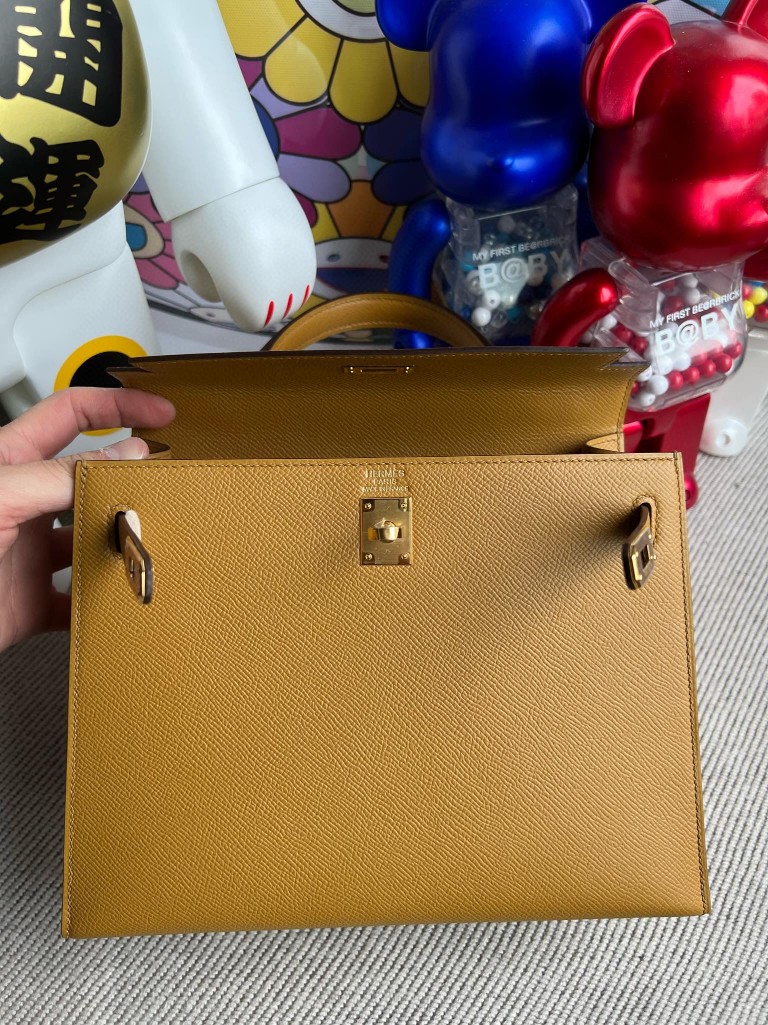 Hermès(爱马仕)kelly 凯莉包 Epsom 原厂掌纹皮 2S 芝麻色 Sesame 金扣 25cm 顶级手缝-拉尔森鳄鱼皮具定制 - 爱马仕包包官网 Hermès(爱马仕)kelly 凯莉包 Epsom 原厂掌纹皮 2S 芝麻色 Sesame 金扣 25cm 顶级手缝