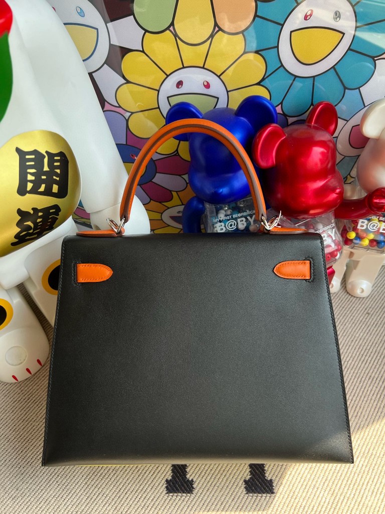Hermès(爱马仕)Kelly 凯莉包 Swift 柠檬黄 拼 黑色 拼 火焰橙 银扣 马蹄印 28cm 顶级手缝-拉尔森鳄鱼皮具定制 - 爱马仕包包官网 Hermès(爱马仕)Kelly 凯莉包 Swift 柠檬黄 拼 黑色 拼 火焰橙 银扣 马蹄印 28cm 顶级手缝