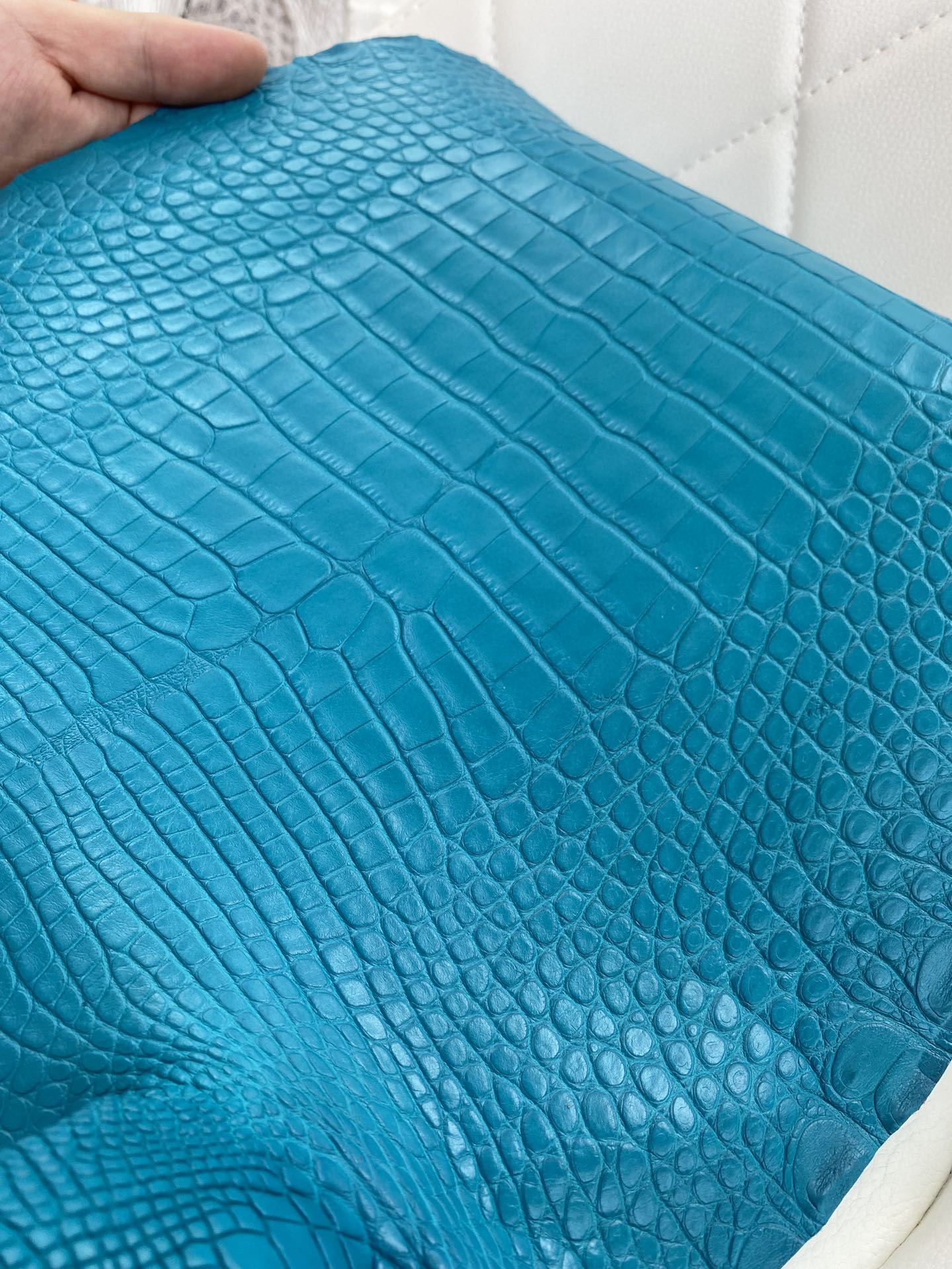 Hermès(爱马仕)新到鳄鱼 Alligator matt 雾面鳄鱼 7F 孔雀蓝-拉尔森鳄鱼皮具定制 - 爱马仕包包官网 Hermès(爱马仕)新到鳄鱼 Alligator matt 雾面鳄鱼 7F 孔雀蓝