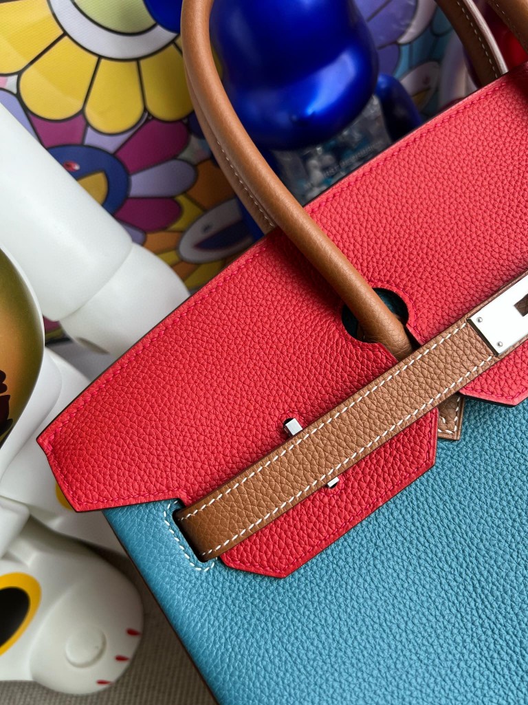 Hermès(爱马仕)Birkin 铂金包 原厂小牛皮 牛仔蓝 拼 国旗红 拼 金棕 银扣 35cm 马蹄印 顶级手缝-拉尔森鳄鱼皮具定制 - 爱马仕包包官网 Hermès(爱马仕)Birkin 铂金包 原厂小牛皮 牛仔蓝 拼 国旗红 拼 金棕 银扣 35cm 马蹄印 顶级手缝