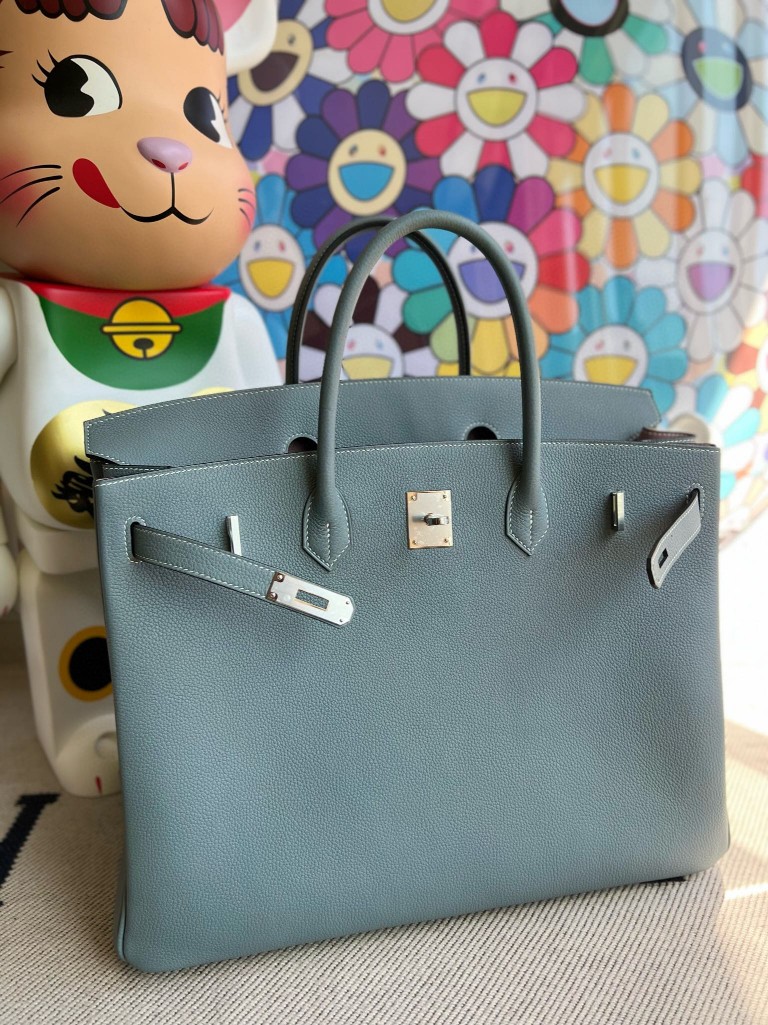 Hermès(爱马仕)Birkin 铂金包 原厂小牛皮 togo J7 亚麻蓝 内拼 紫藤色 银扣 35cm 顶级手缝-拉尔森鳄鱼皮具定制 - 爱马仕包包官网 Hermès(爱马仕)Birkin 铂金包 原厂小牛皮 togo J7 亚麻蓝 内拼 紫藤色 银扣 35cm 顶级手缝