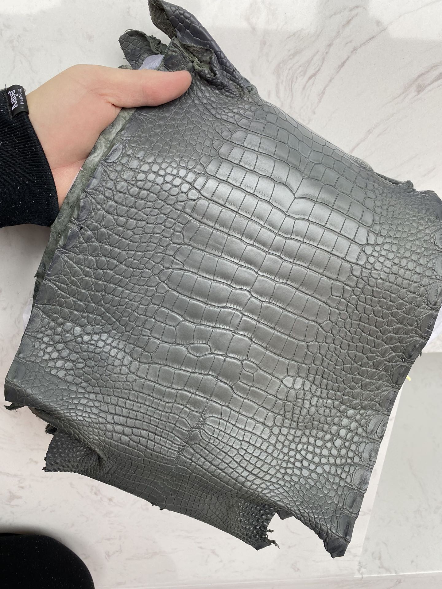 Hermès(爱马仕)新到鳄鱼 雾面鳄 石墨灰 可定制-拉尔森鳄鱼皮具定制 - 爱马仕包包官网 Hermès(爱马仕)新到鳄鱼 雾面鳄 石墨灰 可定制