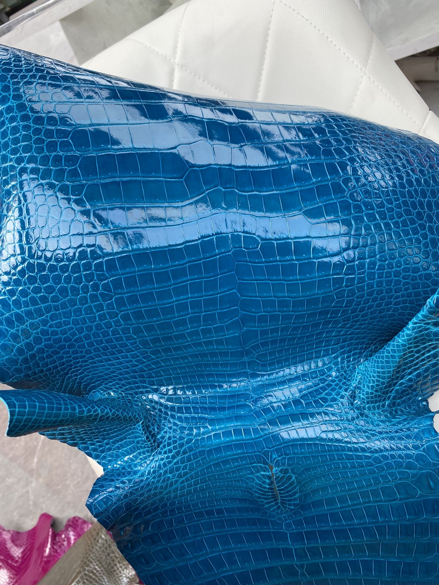 Hermès(爱马仕)新到鳄鱼 Porosus shiny 亮面澳洲湾鳄 7W 伊兹密尔蓝-拉尔森鳄鱼皮具定制 - 爱马仕包包官网 Hermès(爱马仕)新到鳄鱼 Porosus shiny 亮面澳洲湾鳄 7W 伊兹密尔蓝