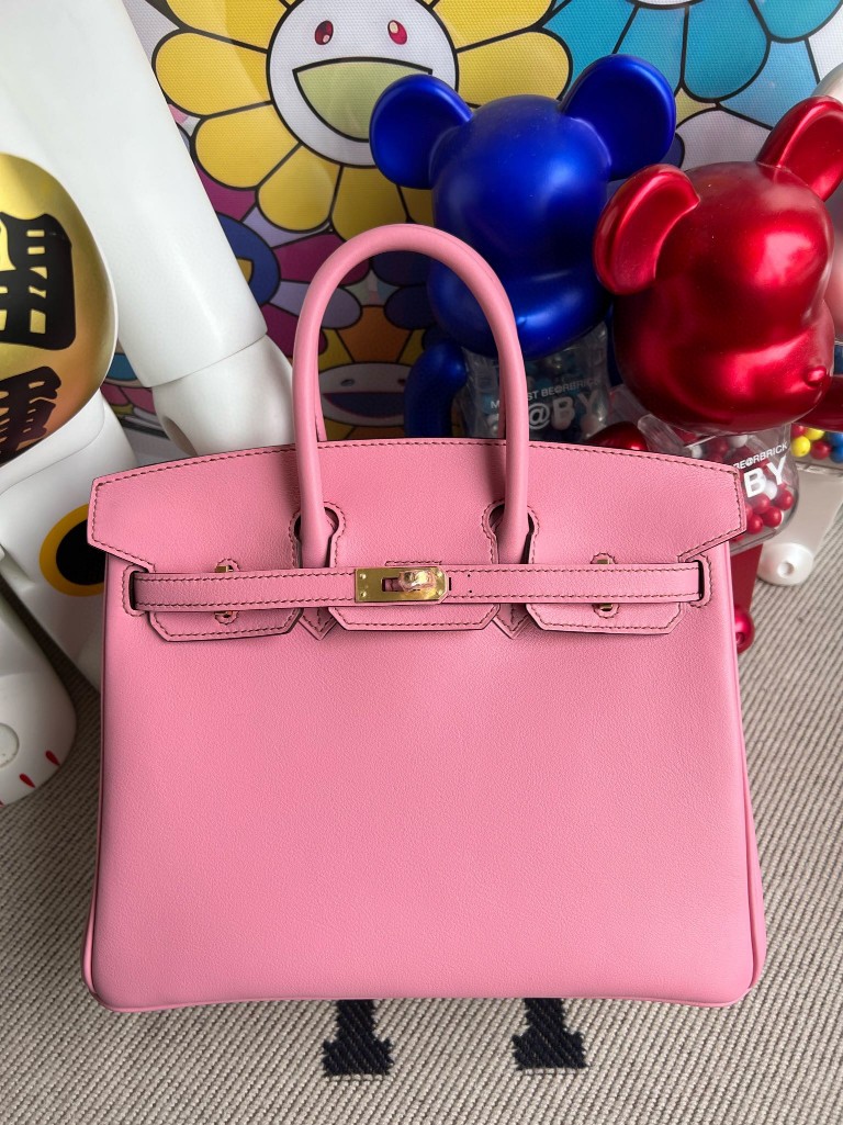 Hermès(爱马仕)Birkin 铂金包 Swift 5p 樱花粉 金扣 25cm 顶级手缝-拉尔森鳄鱼皮具定制 - 爱马仕包包官网 Hermès(爱马仕)Birkin 铂金包 Swift 5p 樱花粉 金扣 25cm 顶级手缝