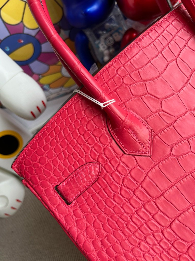 Hermès(爱马仕)Birkin 铂金包 Alligator matt 雾面鳄鱼 i6 极致粉 银扣 30cm 顶级手缝-拉尔森鳄鱼皮具定制 - 爱马仕包包官网 Hermès(爱马仕)Birkin 铂金包 Alligator matt 雾面鳄鱼 i6 极致粉 银扣 30cm 顶级手缝