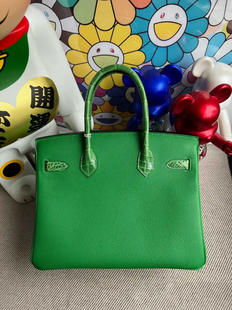 Hermès（爱马仕）Birkin 铂金包 Touch 系列 亮面鳄鱼 竹子绿 银扣 30cm 顶级手缝